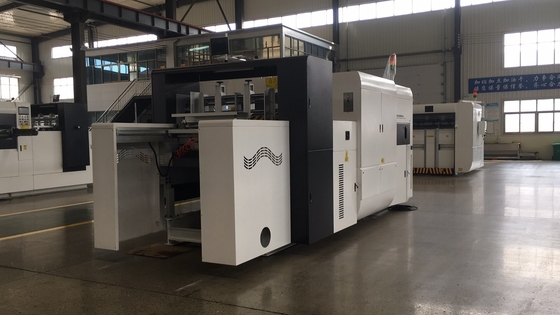 0-80 machine se plissante de Min Auto Die Cutting And de morceaux avec le conducteur MY1500 de rebord avant