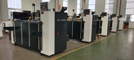 Modèle piquant du contrôle 2000 de PLC de machine de double d'une seule pièce servo semi automatique