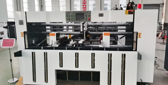 Machine piquante semi automatique de boîte de double morceau de PLC pour la boîte de carton