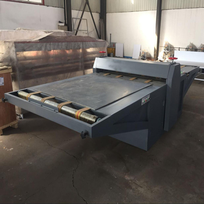 Type plat machine de découpage en carton ondulé 4500X1600X1250mm personnalisable