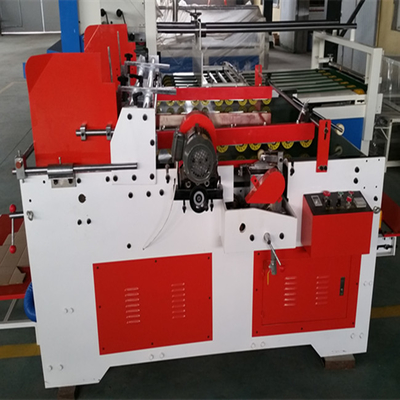 Machine de fabrication de carton carton ondulé informatisé pour la fabrication de boîtes de carton