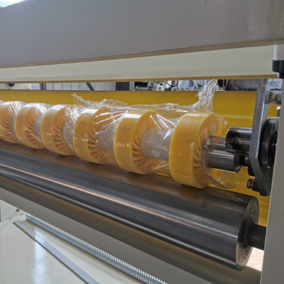 Largeur de la chaîne de production de carton ondulé de couteaux hélicoïdaux de coupeur d'OR 2200mm