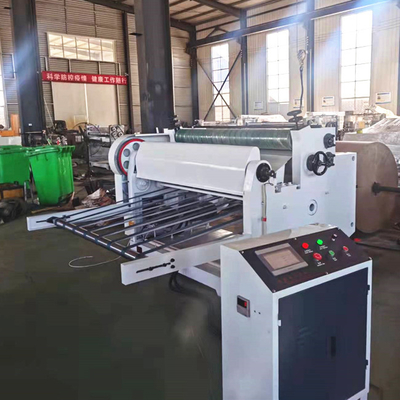 Chaîne de production automatisée de carton ondulé coupeur de carton 1600mm