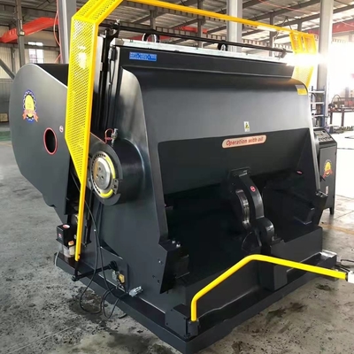 La machine se plissante 1500 et de découpage manuelle meurent coupeur pour le manuel de découpage de machine de carton en cuir
