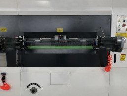 La boîte se plissante et de découpage ondulée de carton de machine meurent coupeur