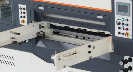 Machine de découpe de carton ondulé se plissant automatique hydraulique de PLC