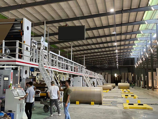 Grande vitesse de machine de fabrication de cartons de carton de PLC 45KW