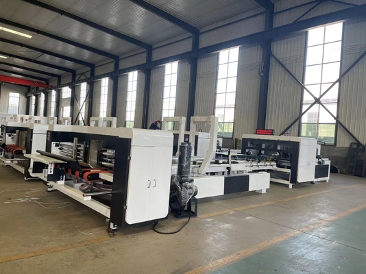 Machines de fermeture et de pliage informatisées pour la production de carton