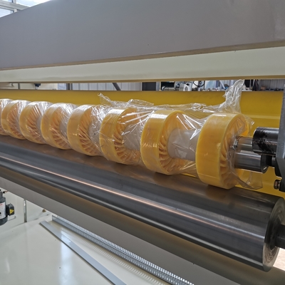 Ligne de production de carton ondulé à haute vitesse 2200 mm NC Cutter