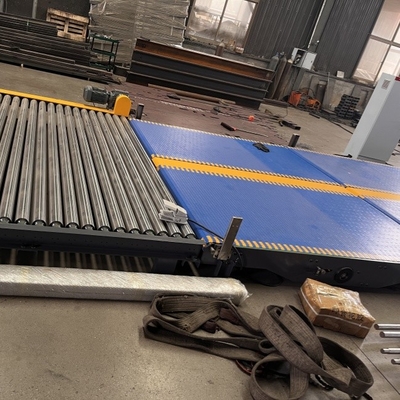 Convecteur à courroies modulaires pour lignes de carton ondulé