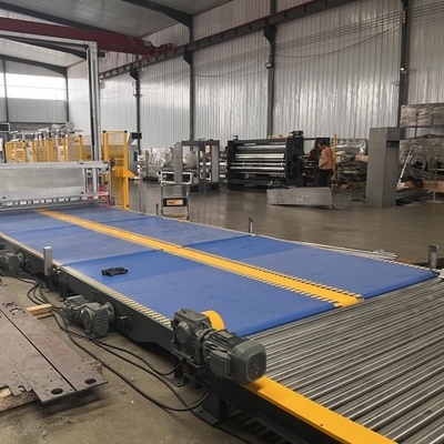 Convecteur à courroies modulaires pour ligne de production de carton ondulé