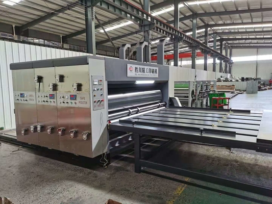Une machine ondulée complètement automatique Slotter de boîte de couleur