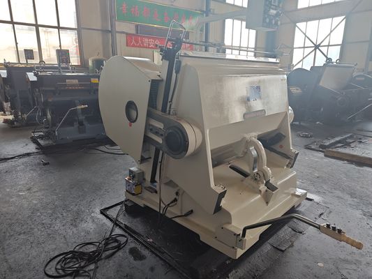 Machine de découpe et de rainage de carton manuelle de format 1500 mm