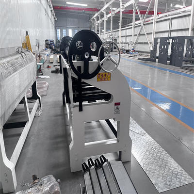 Largeur maximale de feuille 2500mm Rainureuse rotative pour carton ondulé avec 3 jeux de couteaux de rainage