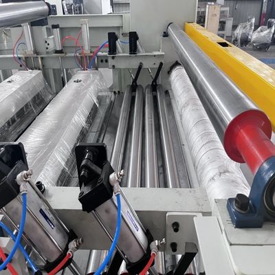Ligne de production avancée de carton ondulé à 3 couches à double face avec fonction de chauffage 180m/min