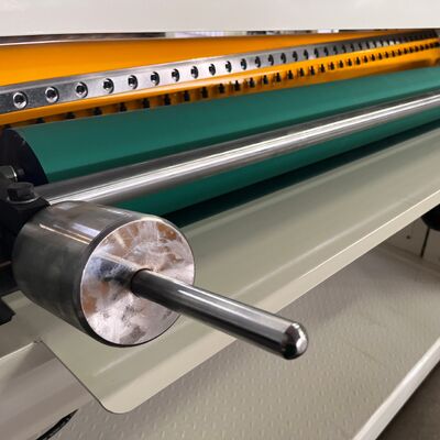 Machine de découpe NC de 1800 mm pour ligne de carton ondulé, coupeuse hélicoïdale