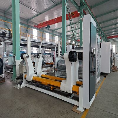 Vitesse économique 180200mmin Ligne de production de carton ondulé à pression d'air 05 ̊06Mpa Exigences de température 160C à 180C Assurer la production de matériaux d'emballage