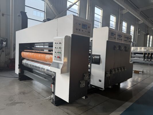 Machine d'impression en carton ondulé avec des commandes conviviales et des capacités de gestion des couleurs précises