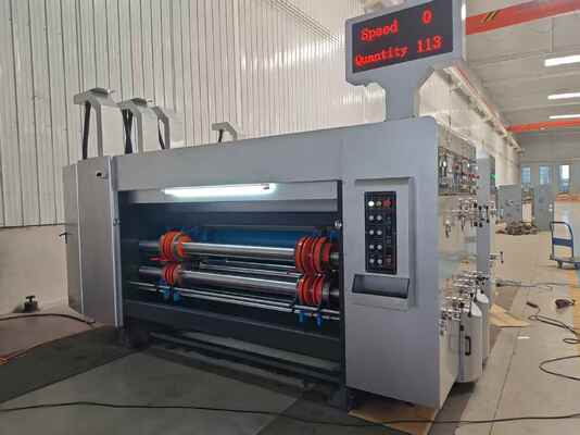 Imprimeuse-Fendeuse Flexo Automatique avec Système de Séchage Intégré, Contrôle Précis de la Tension et Vitesse de 100-130m/min pour l'Impression de Caisses en Carton Ondulé