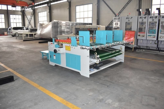 Machine ondulée de Gluer de dossier de carton de boîte semi automatique d'ODM 220V
