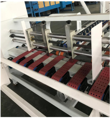 Machine ondulée complètement automatique de boîtes d'OMRON pour la fabrication de cartons de carton
